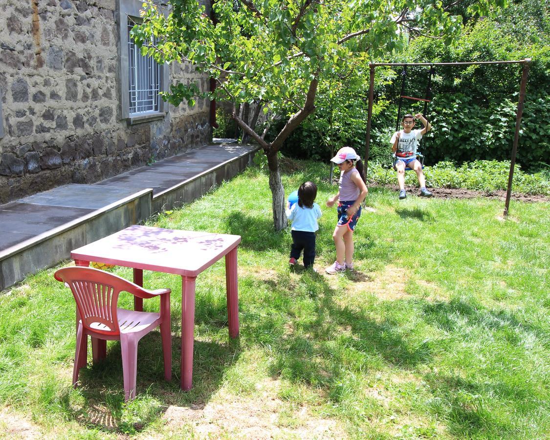 Sisian Karin'S B&B מראה חיצוני תמונה