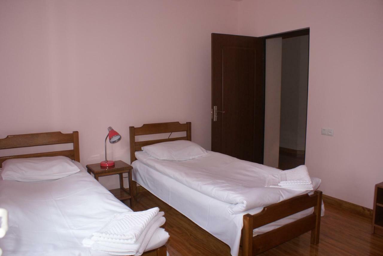 Sisian Karin'S B&B מראה חיצוני תמונה