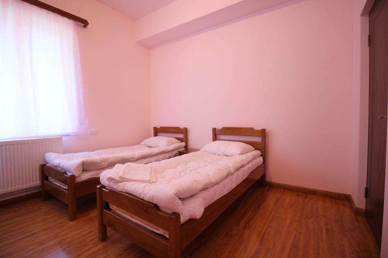 Sisian Karin'S B&B מראה חיצוני תמונה